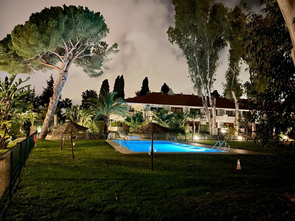 APARTAMENTO LOLA SUITE Banus Marbella Bagian luar foto
